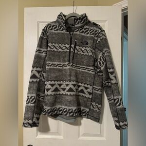 Men’s North Face Quarter Zip Jacket